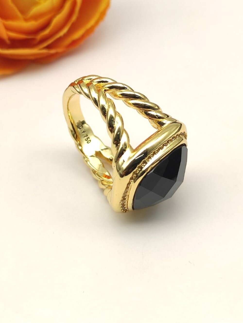 🖤🖤🖤David Yurman Gold Square Diamond and Black Diamond Ring. Size: 6-7-8-9